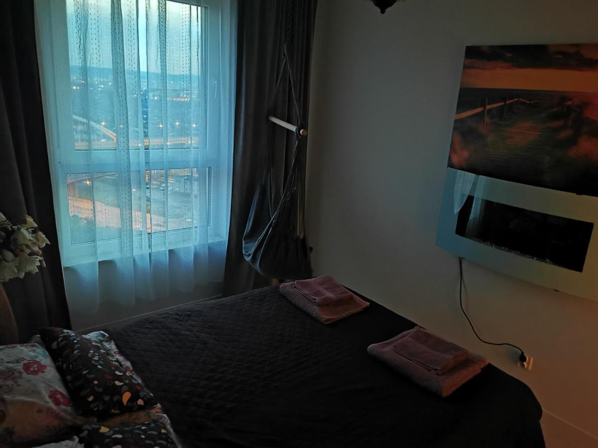 Apartament Przy Bursztynowym Stadionie Gdansk Exterior photo